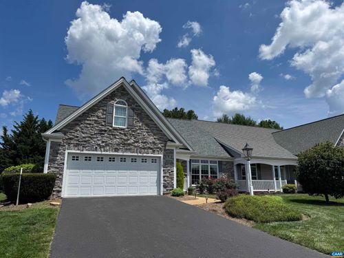 52 Hunters Trl, WAYNESBORO, VA, 22980-6594 | Card Image