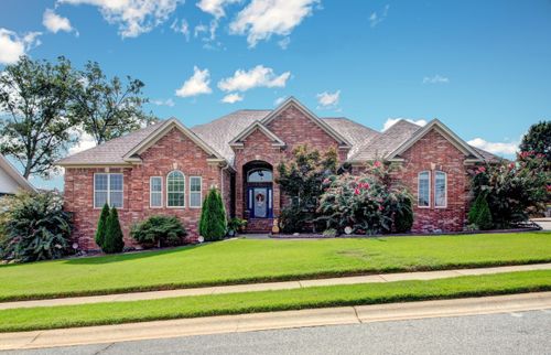 401 Suncrest St, Bryant, AR, 72022-8356 | Card Image