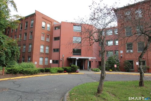 209-a-222 Williams St E, Glastonbury, CT, 06033-2322 | Card Image