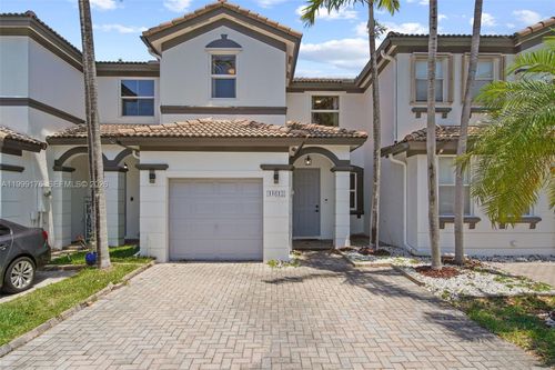 11613 Nw 78th St, Doral, FL, 33178-1366 | Card Image