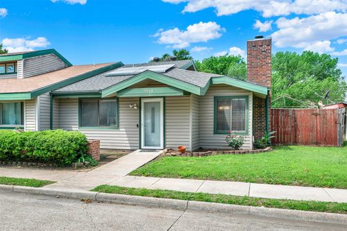 5908 Baroncrest Dr, Arlington, TX, 76017-6312 | Card Image