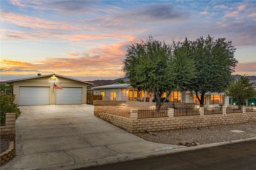 1715 Yale Dr, Bullhead City, AZ, 86442-6231 | Card Image