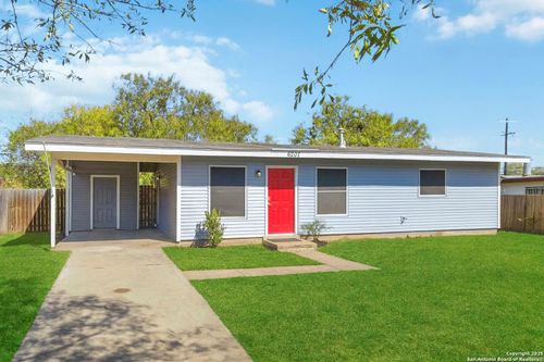 6207 Deer Valley Dr, San Antonio, TX, 78242-1519 | Card Image