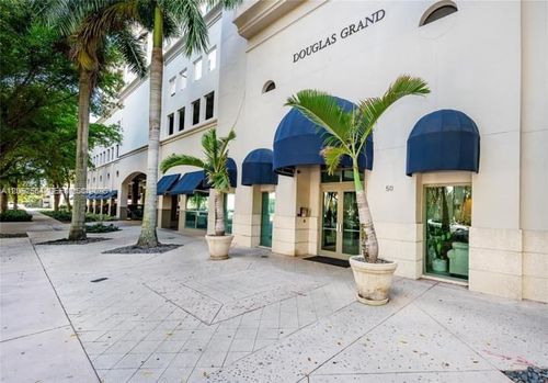 802-50 Menores Ave, Coral Gables, FL, 33134-4087 | Card Image