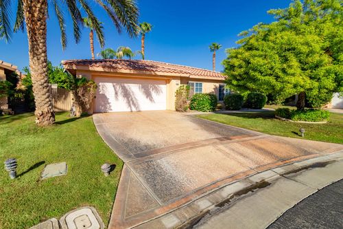 43555 Morning Star Ct, La Quinta, CA, 92253-7935 | Card Image