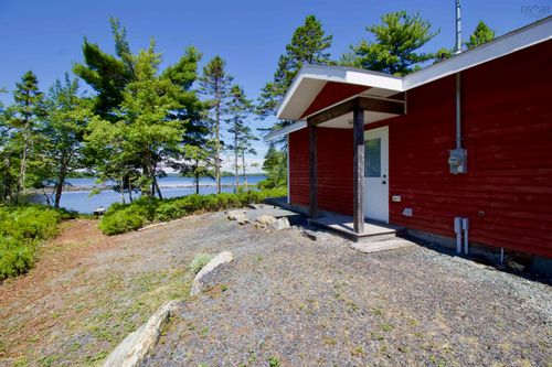 216 Heron Rd, Upper Branch, NS, B4V8Y7 | Card Image