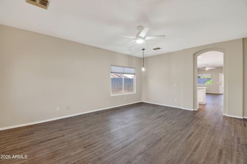 3680 S Joshua Tree Ln, Gilbert, AZ, 85297-7936 | Card Image