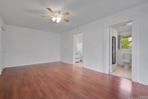 2-165 Division Ave, San Antonio, TX, 78214-1421 | Card Image