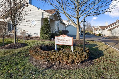 304 Ann Arbor Trail Ct, Plymouth, MI, 48170-1665 | Card Image