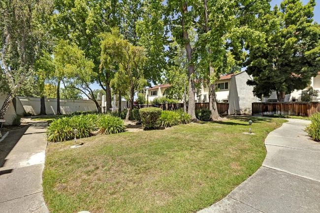38652 Aurora Ter, Condo with 2 bedrooms, 2 bathrooms and 1 parking in Fremont CA | Image 27