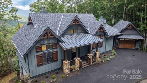 551 Macallan Dr, Waynesville, NC, 28786-6437 | Card Image