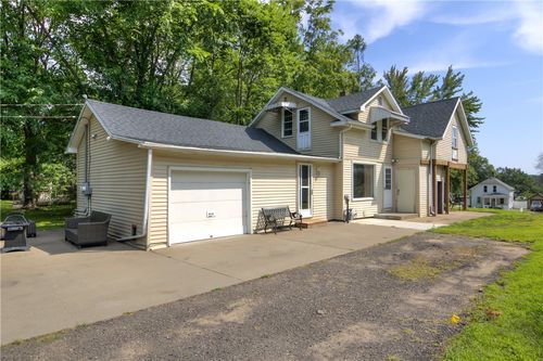 12-2627 2nd St, Eau Claire, WI, 54703-2908 | Card Image