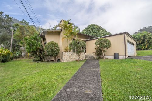 44 Mamalahoa Pl, Honolulu, HI, 96817-1047 | Card Image