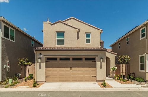 1123 Vanguard Way W, Madera, CA, 93636-9021 | Card Image