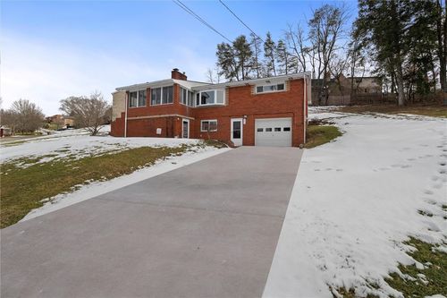 804 Redwood Dr, Cecil, PA, 15057 | Card Image