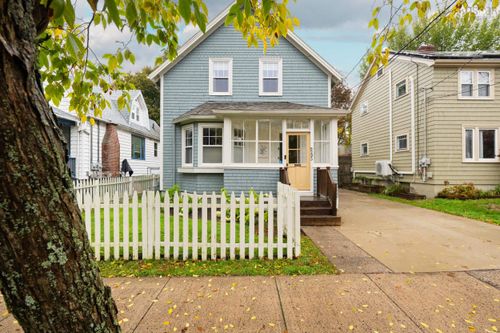 6293 Edinburgh St, Halifax, NS, B3L1W1 | Card Image