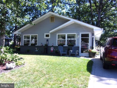 104 Oak Ave, HAMMONTON, NJ, 08037-9636 | Card Image