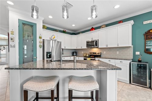 2557 Bella Vista Cir, Vero Beach, FL, 32966-7689 | Card Image