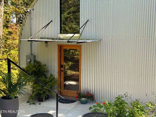 608 Lookout Ct, Knoxville, TN, 37920-5920 | Card Image