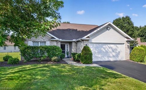 7846 Walnut St, Boardman, OH, 44512-7727 | Card Image