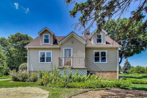 22118 N Prairie Rd, Lincolnshire, IL, 60069-4115 | Card Image