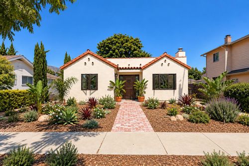 2016 Monterey St, SANTA BARBARA, CA, 93101-4604 | Card Image