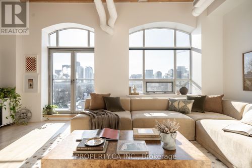 409-993 Queen St W, Toronto, ON, M6J1H2 | Card Image