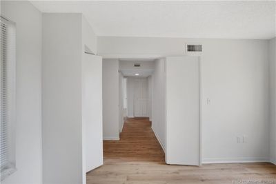 Wide Open Entry into the Condo | Image 3