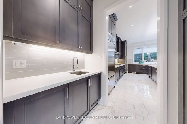 52 Klees Cres, House other with 5 bedrooms, 5 bathrooms and 3 parking in Aurora ON | Image 12
