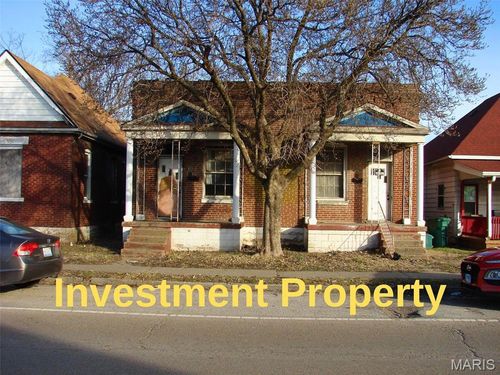 472 N 25th St, East Saint Louis, IL, 62205-1739 | Card Image