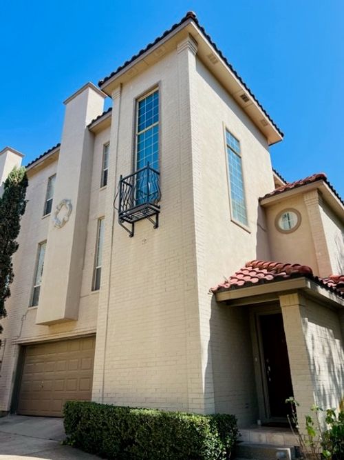 a-4504 Bowser Ave, Dallas, TX, 75219-2196 | Card Image