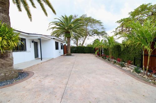 15300 Sw 299th St, Homestead, FL, 33033-3671 | Card Image