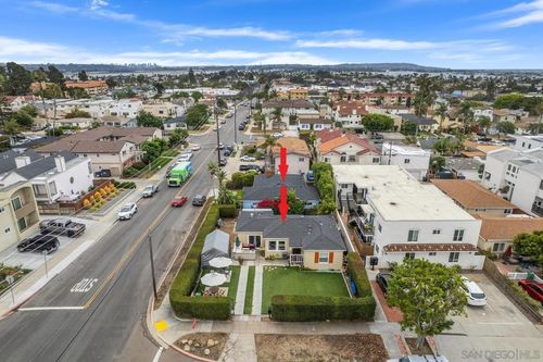 1679 Chalcedony St, San Diego, CA, 92109 | Card Image