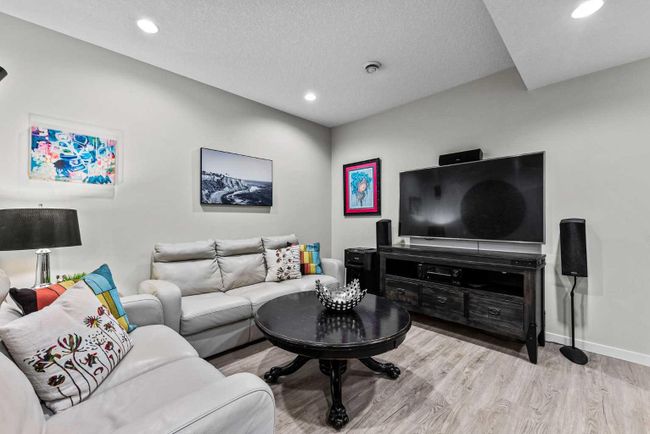 655 Mahogany Boulevard Se, Home with 4 bedrooms, 3 bathrooms and 2 parking in Calgary AB | Image 25