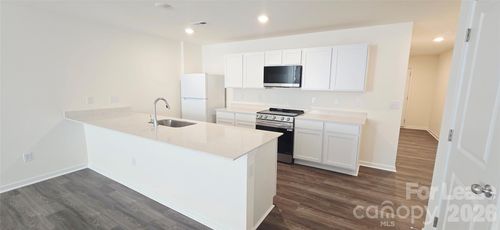 1931B Tranquility Cir, Newton, NC, 28658-9181 | Card Image