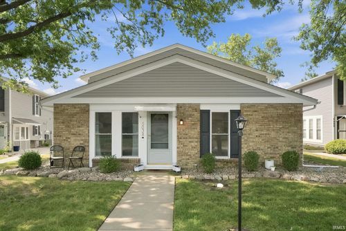 5038 Woodmark Dr, Fort Wayne, IN, 46815-6072 | Card Image