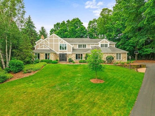 1870 Sean Court, Brookfield, WI, 53045 | Card Image