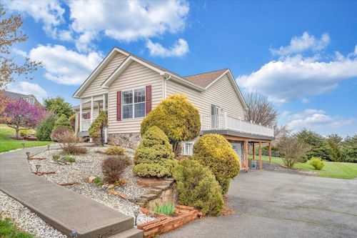 1103 Park Mountain Ter, Huddleston, VA, 24104 | Card Image