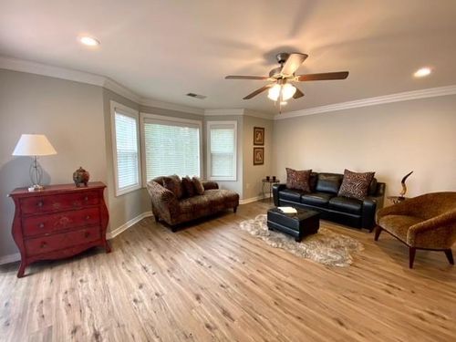162-162 Adams Way, Sayville, NY, 11782-1977 | Card Image