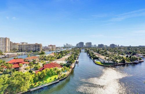 1006-137 Golden Isles Dr, Hallandale Beach, FL, 33009 | Card Image