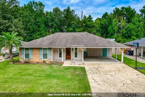 15351 Country Rd, Greenwell Springs, LA, 70739-3510 | Card Image