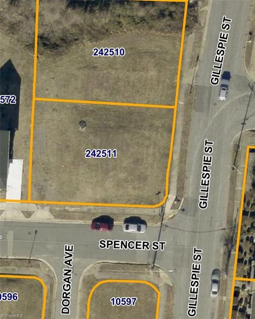 610-608 Gillespie St, Greensboro, NC, 27401-3633 | Card Image