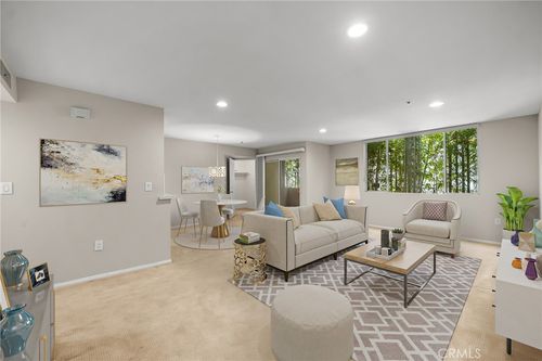 220-4501 Cedros, Sherman Oaks, CA, 91403 | Card Image