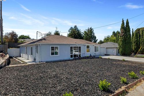 923 Kelvin Rd, El Sobrante, CA, 94803-1311 | Card Image