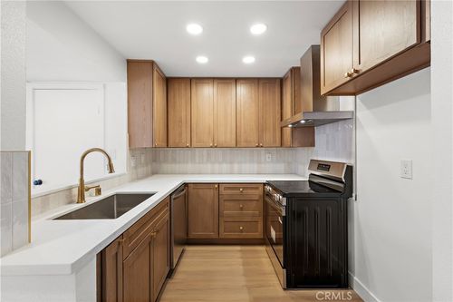 9-25761 Le Parc, Lake Forest, CA, 92630-5922 | Card Image