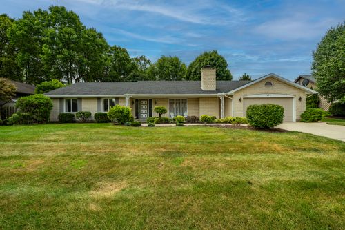 374 Shadywood Dr, Dayton, OH, 45415-1243 | Card Image