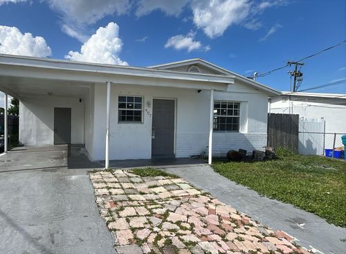 407 Nw 13th Ave, Boynton Beach, FL, 33435-3065 | Card Image