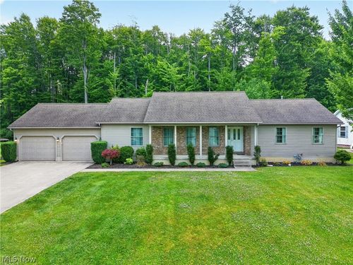 412 Brittany Lane, Jefferson, OH, 44047 | Card Image