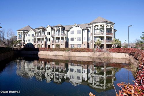 302-640 Village Park Dr, Wilmington, NC, 28405-3691 | Card Image