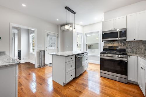 1-384 Adams St, Boston, MA, 02122-2786 | Card Image